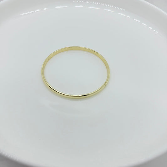 Single Gold Bangle